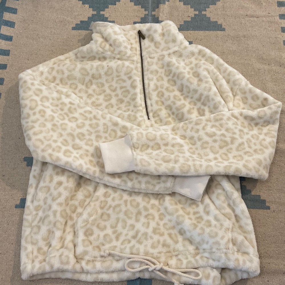 Old Navy Fluffy Quarterzip